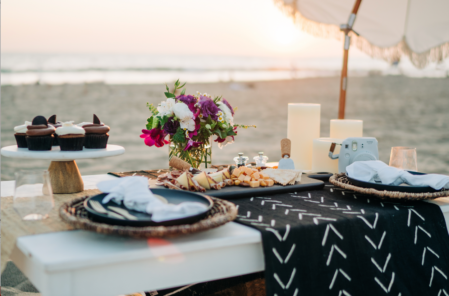 Signature Beach Picnic