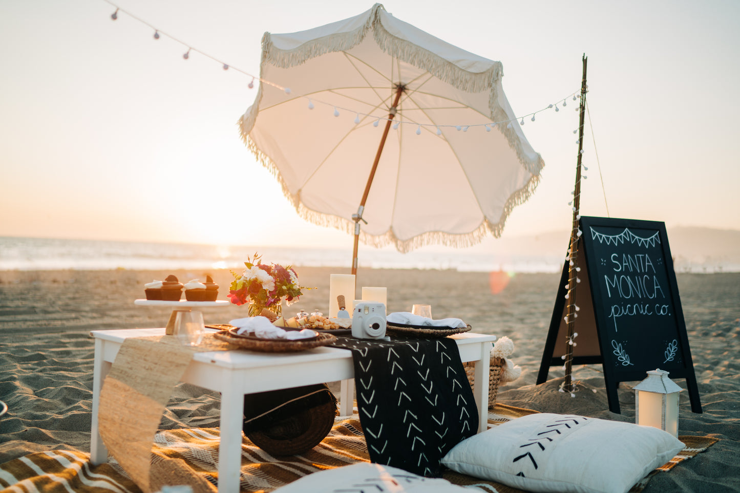 Signature Beach Picnic